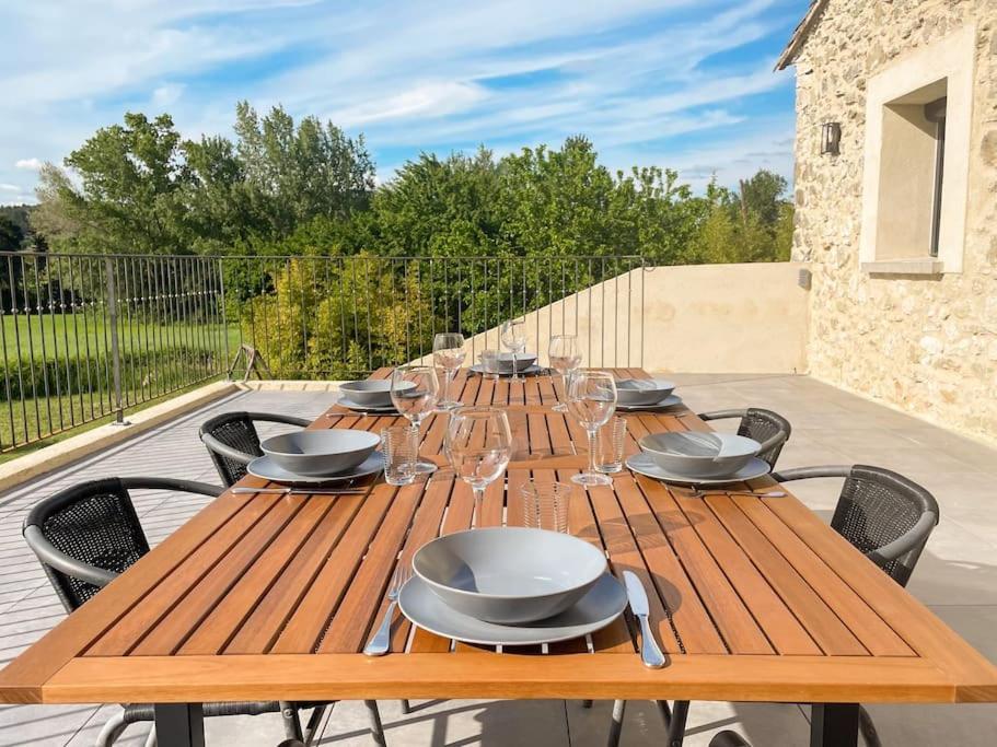 Appartement Dans Un Mas Provencal Allan Exterior foto